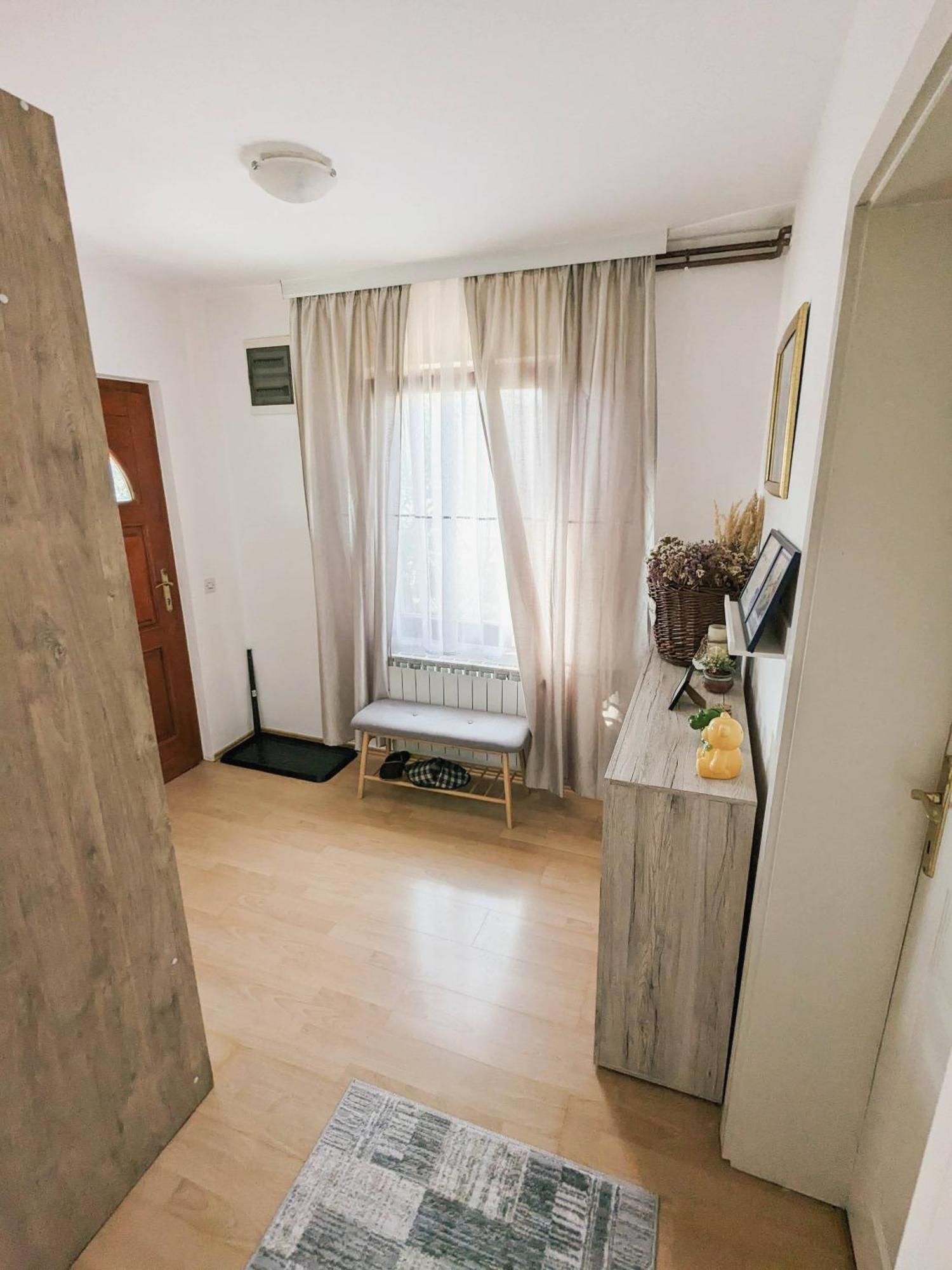 Duplex House Apartment บิเยลยินา ภายนอก รูปภาพ