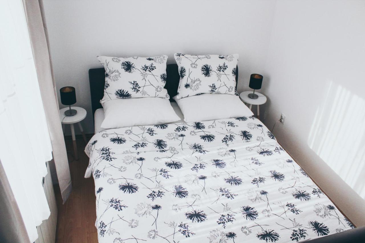 Duplex House Apartment บิเยลยินา ภายนอก รูปภาพ